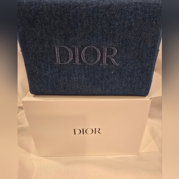 Dior Lip Gloss and Mascara Set with Blue Denim Pouch - Picture 5 of 6